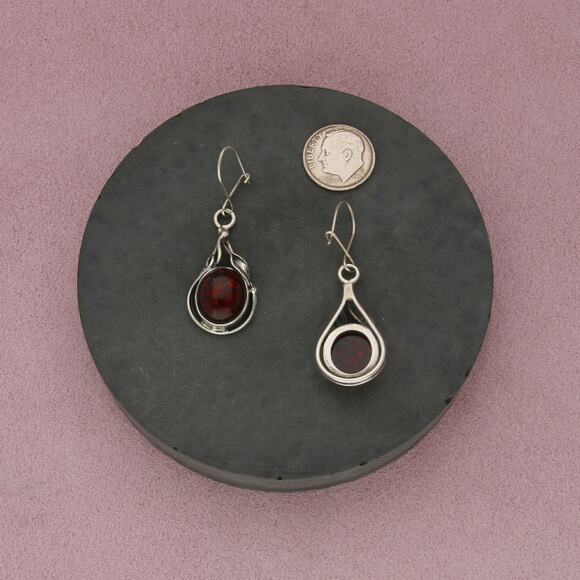 sterling silver vintage polish amber dangle earrings - Picture 2 of 3